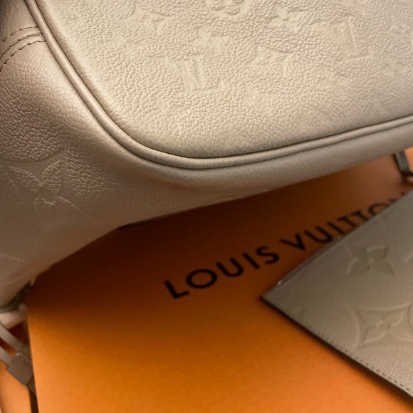 Louis Vuitton Neverfull Empreinte - Picture 5 of 16